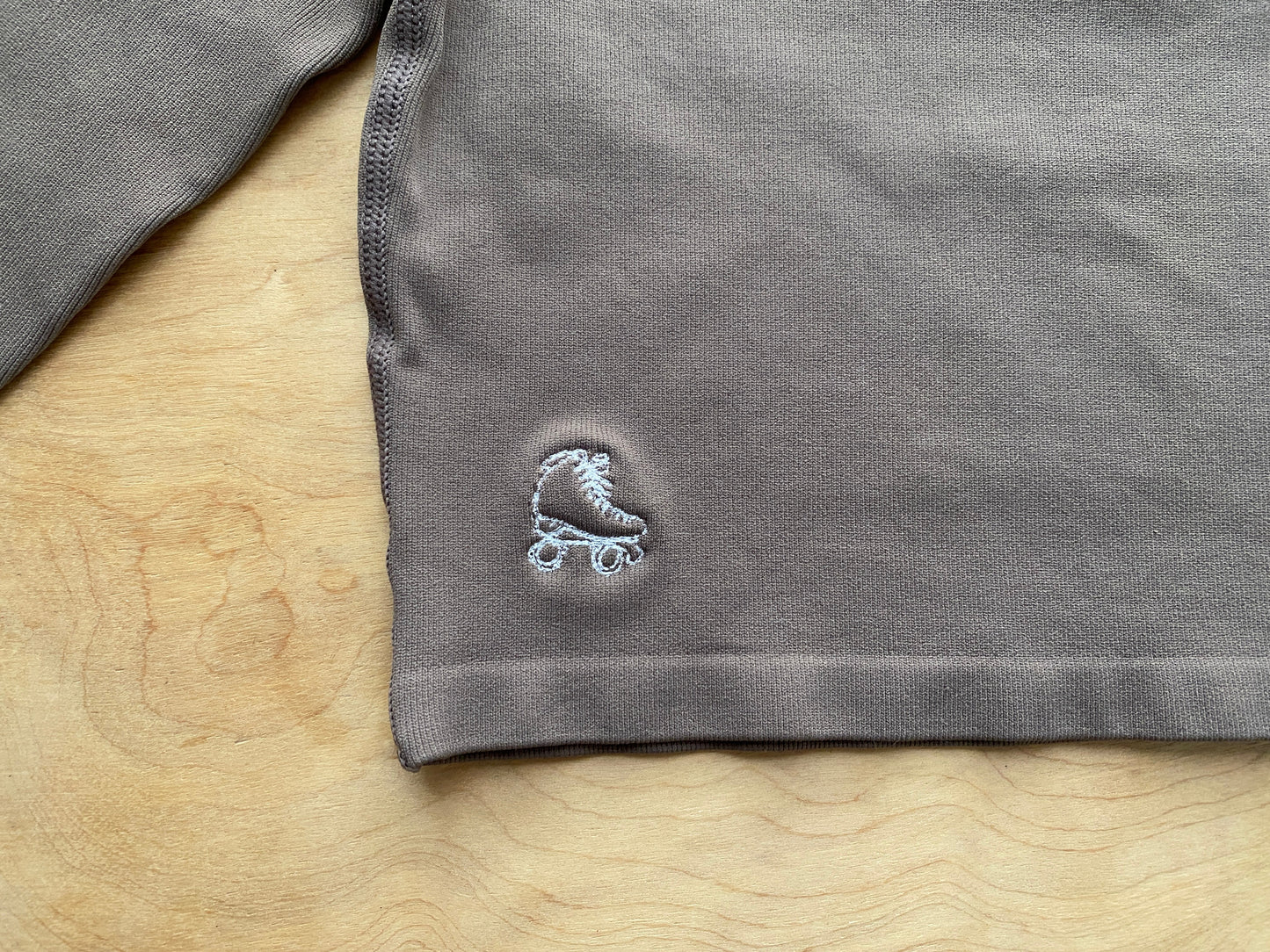 Size Small NEW Roller Skate Long Sleeve Crop Top - Mocha
