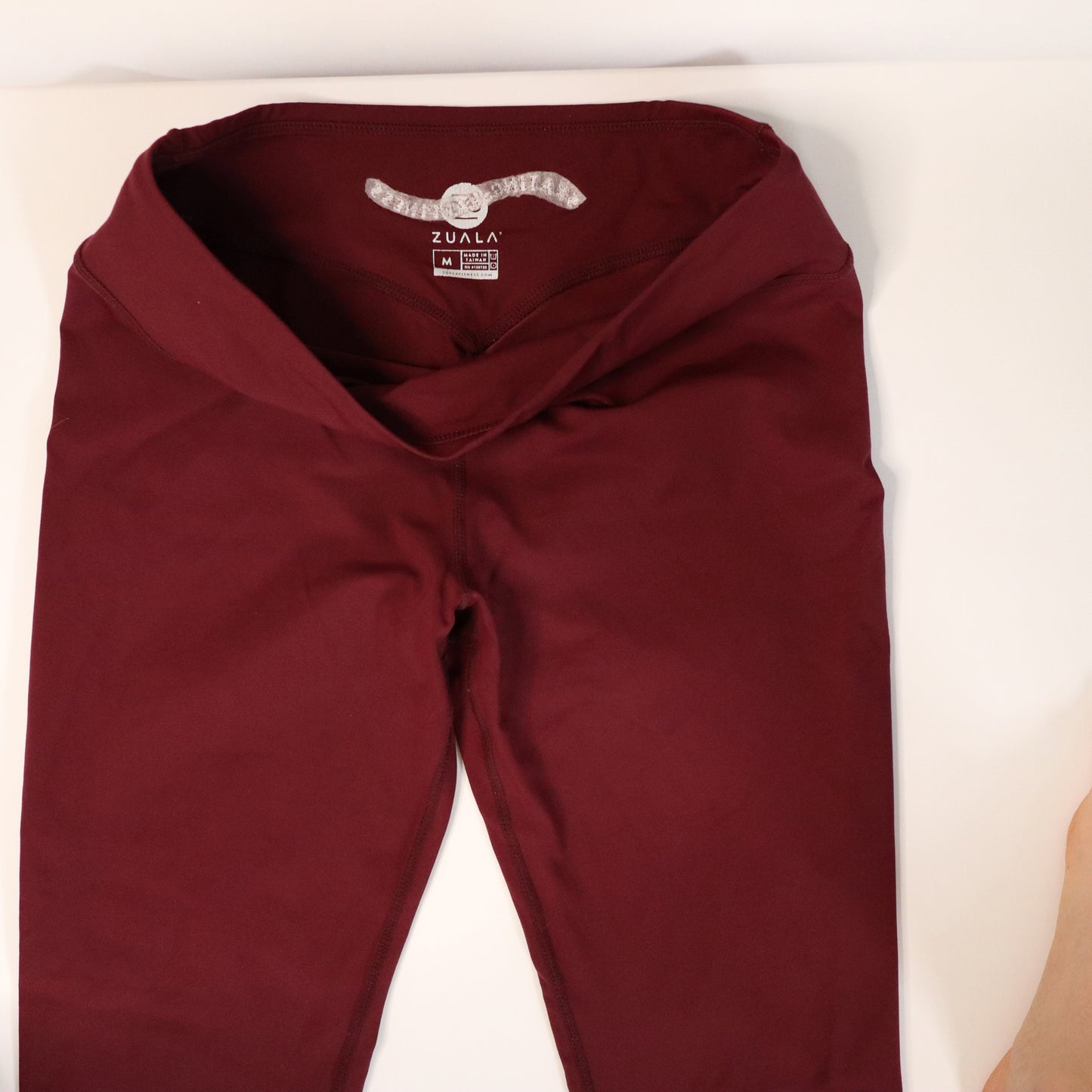 Preowned Roller Skate Leggings Size Medium