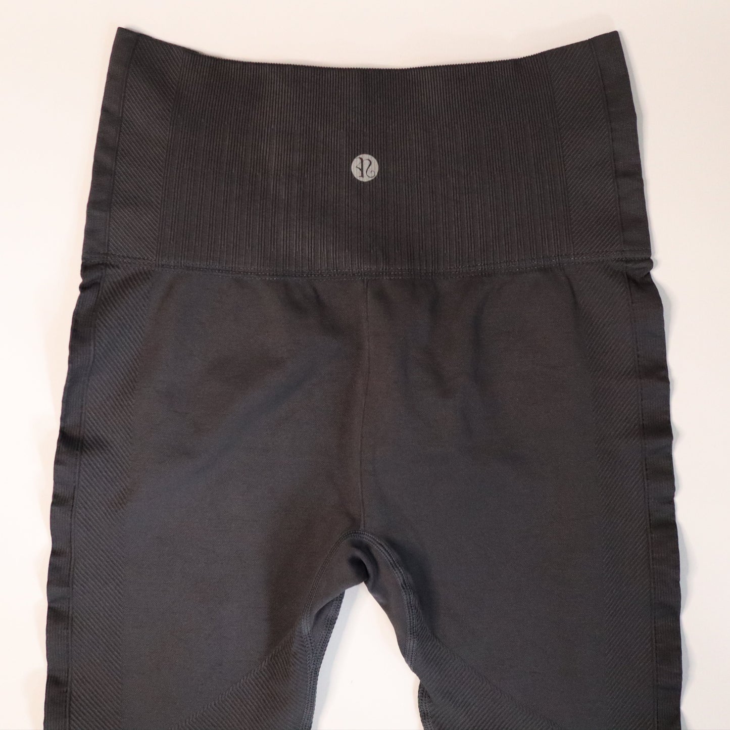 Size MEDIUM/SMALL New Compression Roller Skate Leggings - Dark Grey