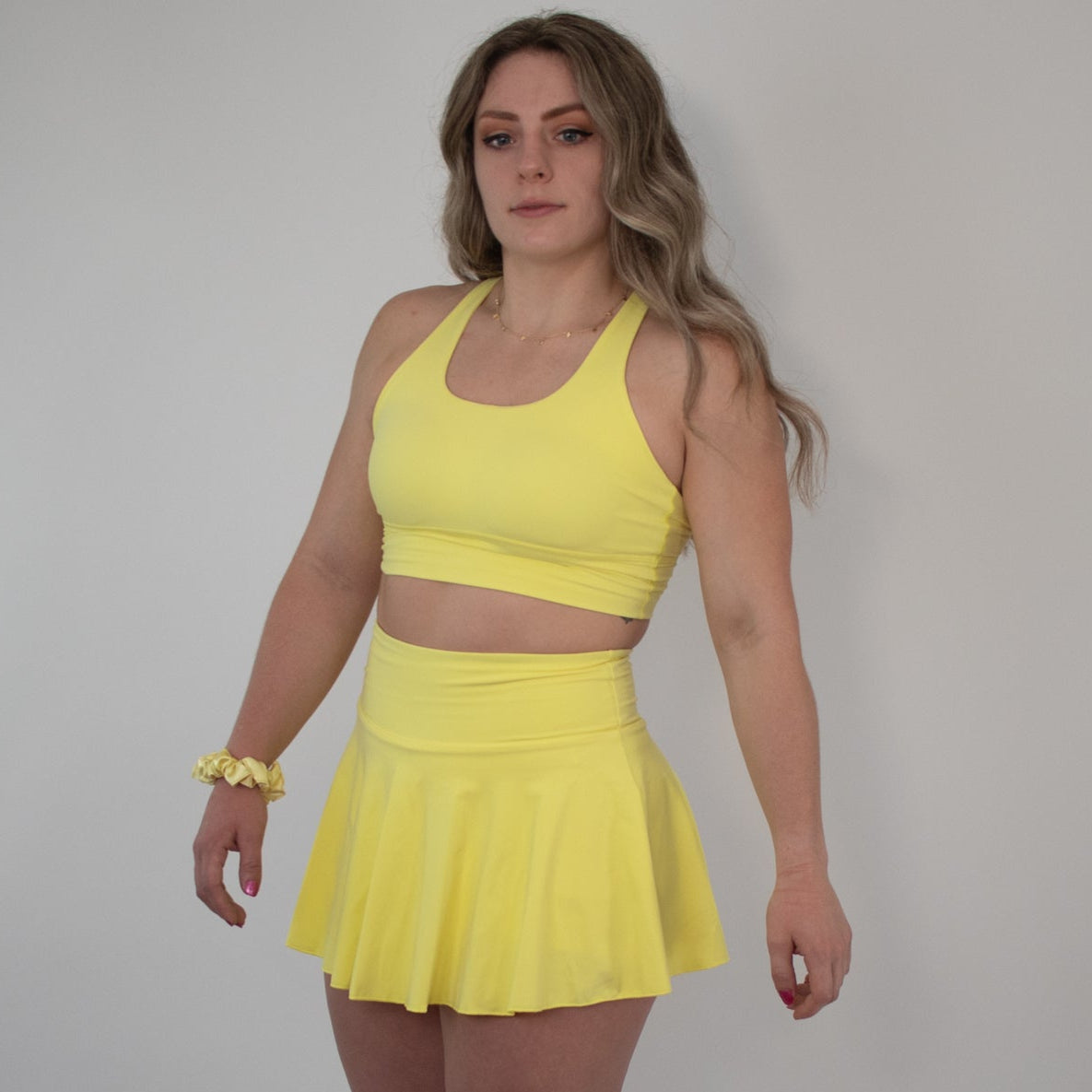 NEW 90's Inspired Roller Skate Sports Bra - Butter Yellow