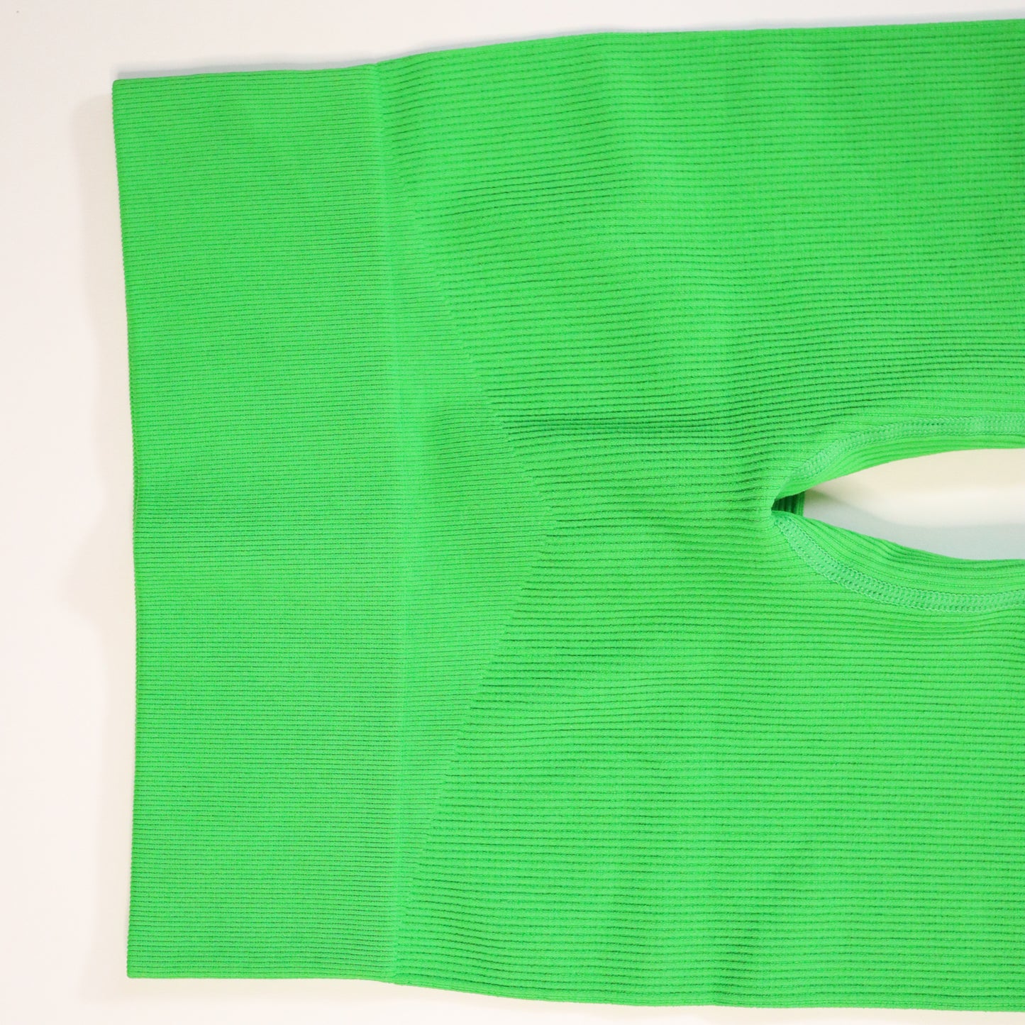 Size Medium NEW Kelly Green Embroidered Roller Skate Shorts